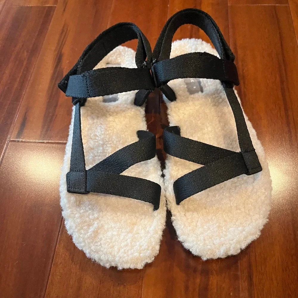 Everlane Teddy Sherpa‎ Sandal ReNew Black Cream Strappy Shoes New Women Size 8